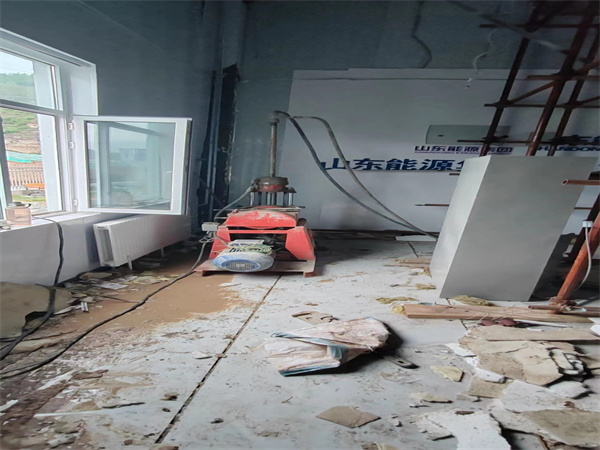 蚌山地基基础下沉墙体裂缝加固注浆顶升施工